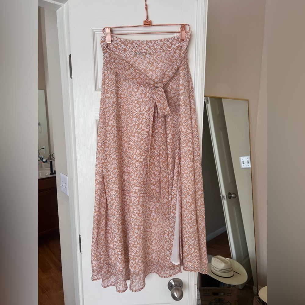F21 Floral Skirt